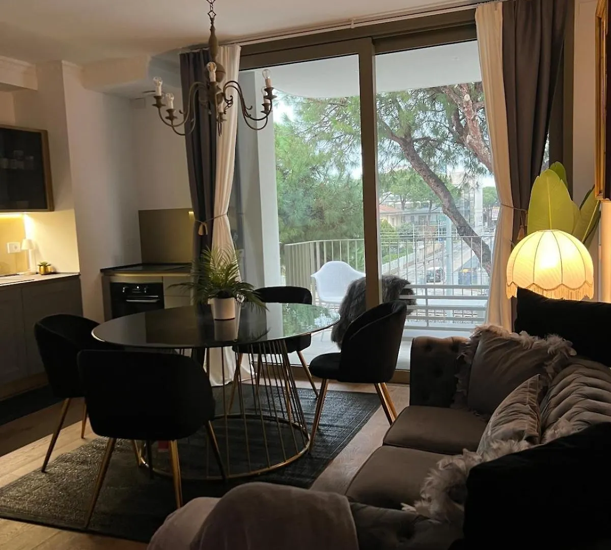 Via Mille House - New Trilocale Riccione - Centro Apartment 0*,